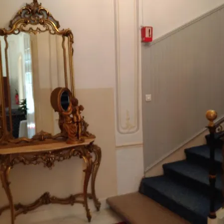 Hostellerie De La Crémaillère Hotel 2*